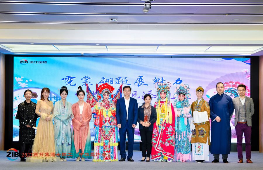 1648893604241139bzOJ.jpg 頒獎.jpg