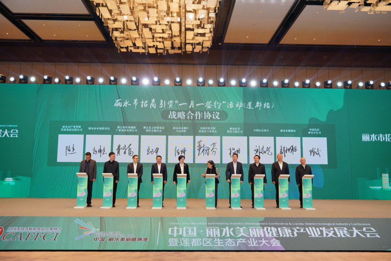 1768802800409246rrw7.jpg 精彩瞬間3-2.jpg